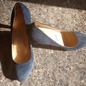 High Heel Suede Navy Red Bottom Round toe Pumps Size 37.5 Us 6.5 (189)